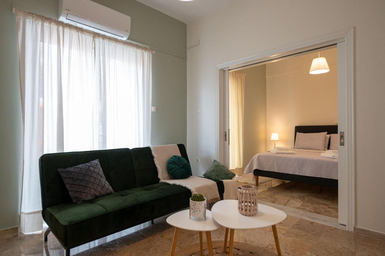 Apartmán Anesis With A Yard Kalamata Exteriér fotografie